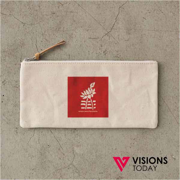 Visions Today offers customized fabric pencil cases printing in Colombo, Sri Lanka. We print wide range of customized pencil cases with many designs. Specially we manufacture using fabric, transparent, leather etc. Pencil cases are best promotional gift for kids and students to promote your brand.