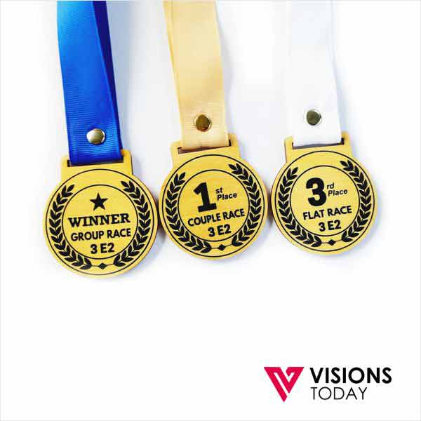 Customized wooden medals in Sri Lanka
